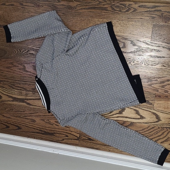 Anthropologie Maeve Black and White Plunging Polo Cardigan Size Small - Picture 3 of 7